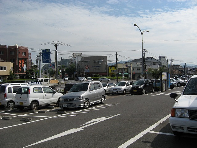 佐伯駅駐車場